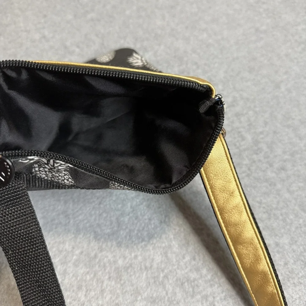Simply Southern Crossbody Bag Purse Black & Gold Pineapples NWOT